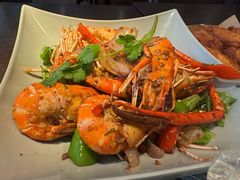 -大头虾越式风味餐厅(光明广场店)