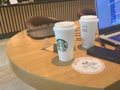 -星巴克(金华东阳银泰城店)