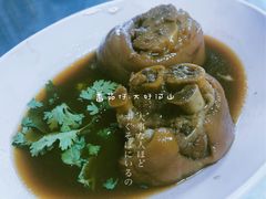-Kha Mu Charoensang(Silom)