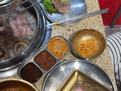 -姜胖胖韩式自助烤肉(光明万达店)