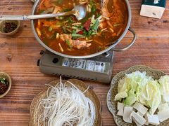 -古城苗家土菜馆(河景餐厅店)