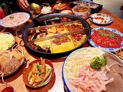 -周小明火锅(黑金冠社区店)