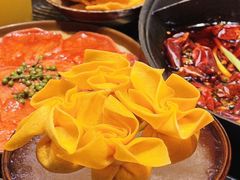 -冯校长老火锅(中联广场店)