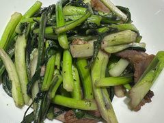 -黄泥岗·地道湖北菜(奥特莱斯店)