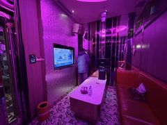 -GAGA主题量贩式KTV平价店(工大店)