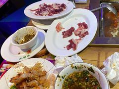 -蒙肥羊·酸汤潮牛·鲜牛肉火锅烤肉自助(岗顶店)