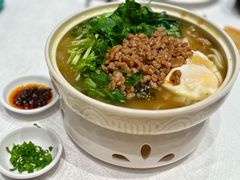 -景月阁空中食府(希尔顿酒店)