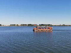 -亿利库布其七星湖沙漠生态旅游区