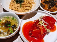 姑苏卤鸭-松鹤面馆·古法焖肉面(观前店)