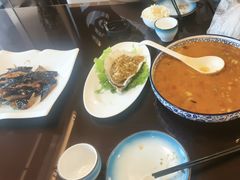 -喜乐餐厅•灯笼虾球首创者•本地小海鲜(二马路店)