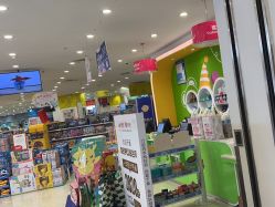 -孩子王(万达广场店)