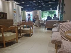 -藏猫猫咖啡主题馆(中央大道店)