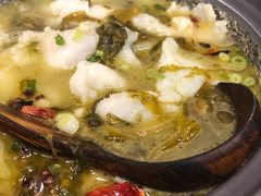 -周鱼小馆石锅酸菜鱼(活力汇店)