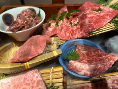 -山川小町·极番烧肉(新地假日广场店)