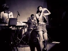 Musique&nbsp;Jive&nbsp;Live-Hooley's活利仕西餐厅(珠江新城店)