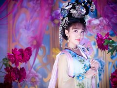 -九月鹰飞汉服摄影工作室