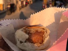 鲜肉月饼-长发西饼(临顿路店)