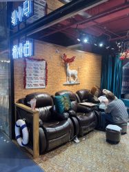 -尤米一站式美甲美睫