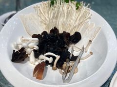 菌菇拼盘-爱丽格斯火锅(东岸国际店)