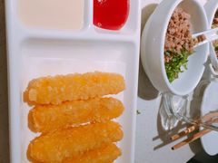 -海底捞火锅鲜切牛肉主题店(长寿路店)