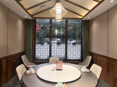 -乔家小院•非遗驴肉•本地小海鲜(滨河路店)