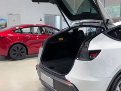 -TESLA 特斯拉(深圳观澜特斯拉直营钣喷中心)