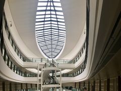 -上海滴水湖皇冠假日酒店