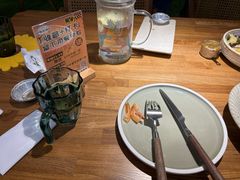 -Dragon Pizza•圆脸龙披萨·牛排餐厅