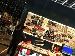 -NIKE品牌体验店(南京东路店)