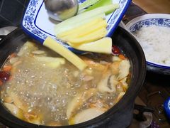 -阿鹏故事云南野生菌火锅(人民路店)