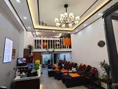 -老苗医养生堂(（1店）解放东路店)