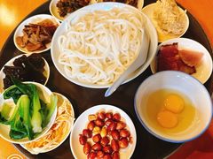 -云南邨民族风味