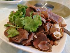 -半岛海鲜酒家