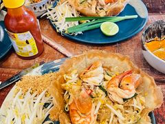 -Pad Thai Kratong Thong by ama
