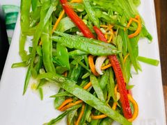 五彩花菇荷兰豆-云海肴汽锅鸡·云南小炒(曲江大悦城店)