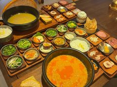 -银米·云南传统过桥米线(双廊黑金冠店)