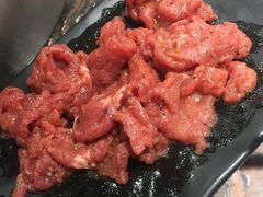 -啊美丽炭火烤肉(滑翔一店)