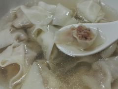 -周震馄饨