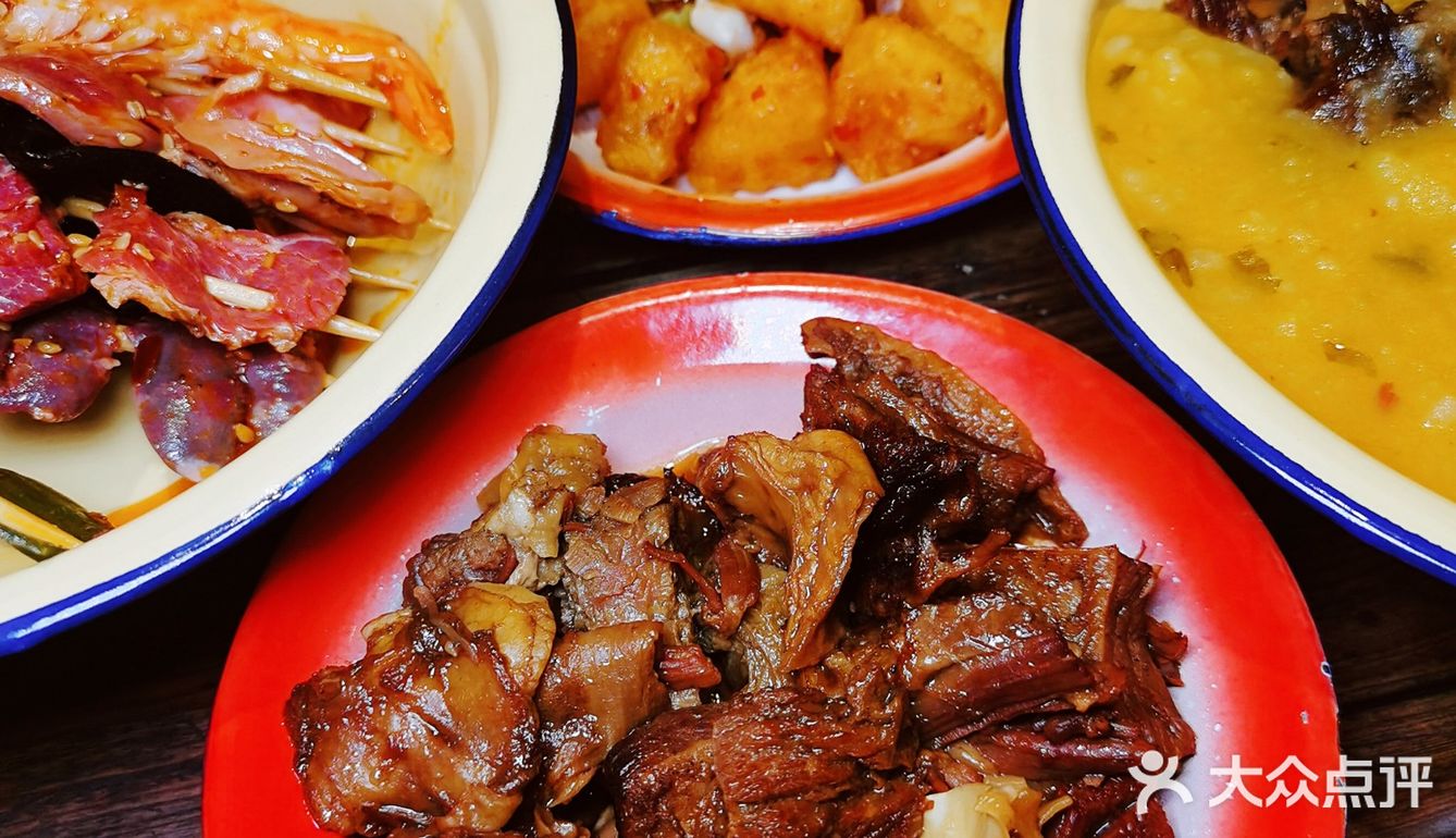 🎈地气小吃魅力大🔥上班族的吃喝据点🍜