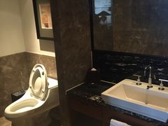 -三亚湾海居铂尔曼度假酒店