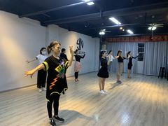 -雅妮舞蹈工作室·少儿成人拉丁舞