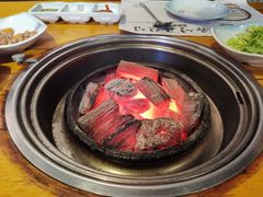 -唯成•韩国炭火烤肉 유성고기