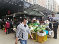 -鑫朱雀农贸批发市场-地下停车场