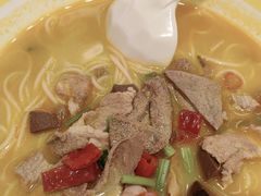 -粉小主·贵州酸汤牛肉粉(南京仙林金鹰店)