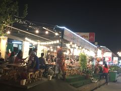 -席娜卡琳火车铁道夜市