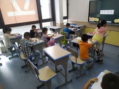 -昂立青少儿成长中心(普陀中潭校区)