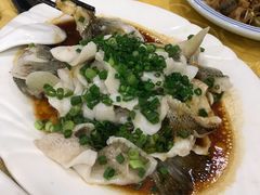 特色香葱淋鲈鱼-粤·向群饭店(泮塘路店)