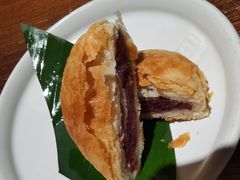 玫瑰鲜花饼-云海肴·汽锅鸡·云南菜(美罗城店)