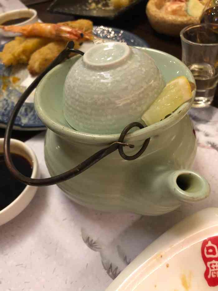 年1月26日打分06228/人这个店开了好多年了,听说是黑松白鹿的老店