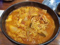 泡菜拉面-意成料理